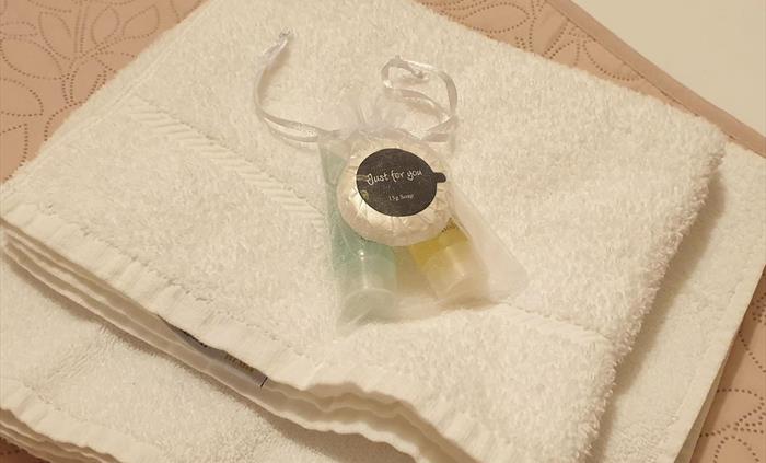 Little luxuries in all our en-suite rooms